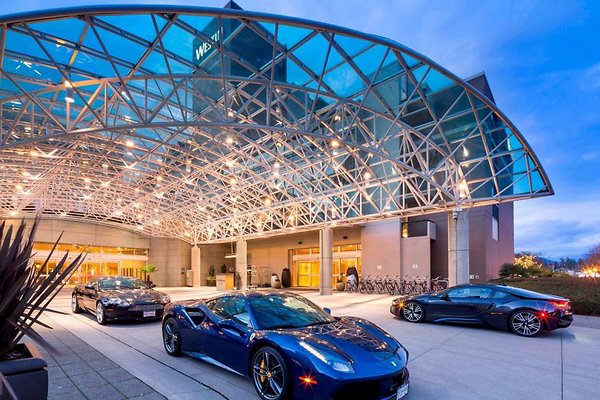 Westin Bayshore Hotel