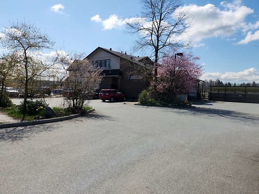 Maple Ridge - Kingfishers Waterfront Bar &amp; Grill